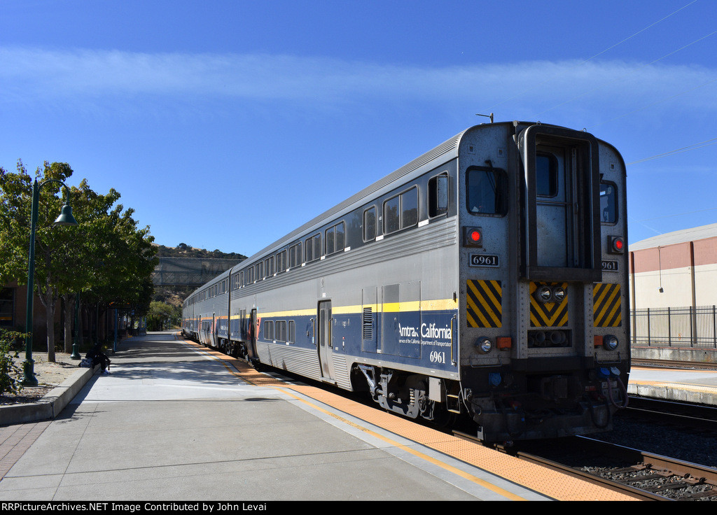  Amtrak Train # 713 heading away from MTZ 